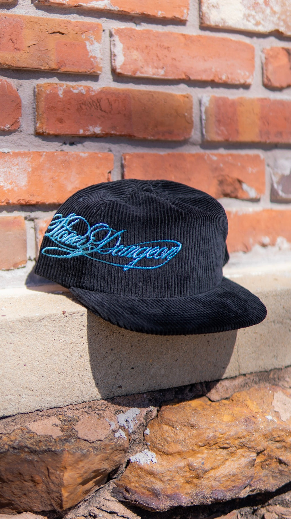 STONEY SCRIPT HAT - BLK/BLU